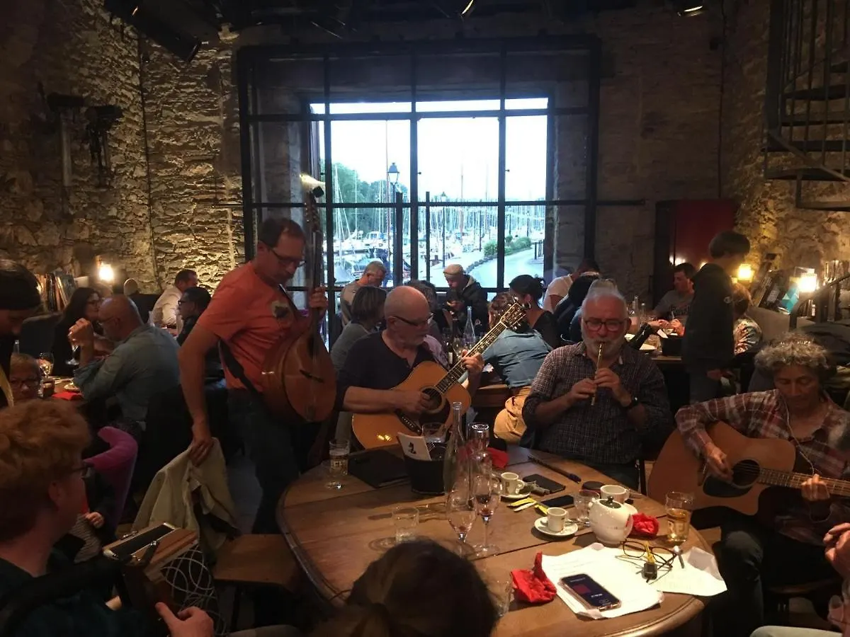 Feriehus Au pt’it bonheur, Gîte culturel à la Roche Bernard Férel
